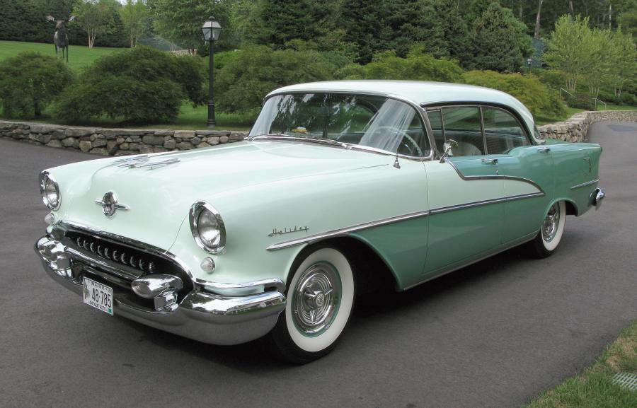 Oldsmobile 98 DeLuxe Holiday Hardtop Sedan '1955